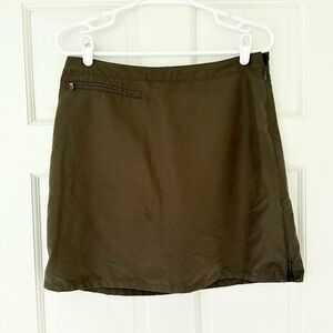 PATAGONIA skort size 6 brown zippered pocket polyester